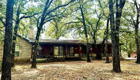 $425,000 - 3Br/2Ba -  for Sale in T & P Rr Surv #39 Abs #1572, Azle