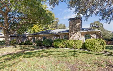 $449,900 - 3Br/2Ba -  for Sale in Shadow Run, Plano