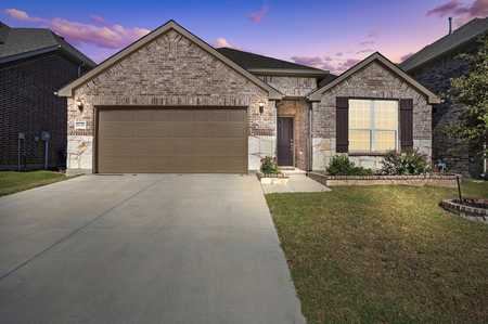 $435,000 - 4Br/3Ba -  for Sale in Willow Ridge Estates, Fort Worth