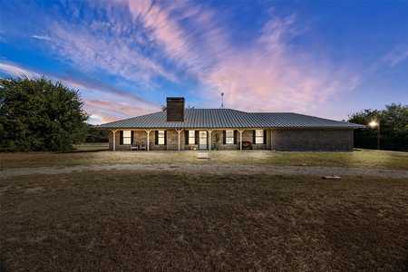 $599,999 - 3Br/2Ba -  for Sale in The Country Place, Weatherford