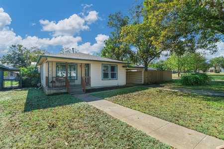 $299,000 - 2Br/1Ba -  for Sale in College Heights, Cleburne