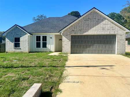 $259,000 - 4Br/2Ba -  for Sale in Blanchard Lake Estates, Blanchard