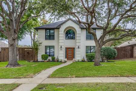 $684,500 - 4Br/3Ba -  for Sale in Oakbrook Park Estates Ph I, Frisco