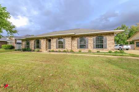 $314,900 - 3Br/2Ba -  for Sale in Greenacres Place 08, Bossier City