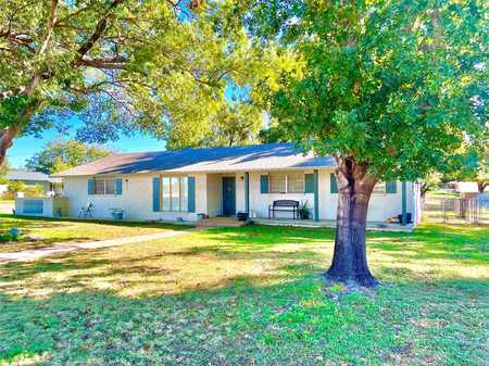 $275,000 - 3Br/2Ba -  for Sale in Central Deleon, De Leon