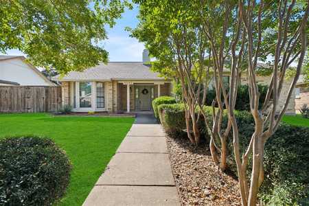 $439,999 - 3Br/2Ba -  for Sale in Preston Ridge Ii, Plano