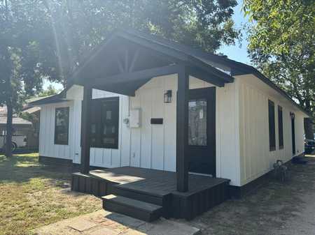 $249,900 - 3Br/2Ba -  for Sale in Lot 3f Blk 29 1, Sulphur Springs