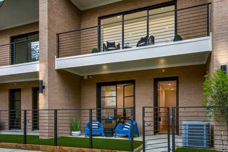 $699,000 - 3Br/4Ba -  for Sale in Bryan Street Station Condo, Dallas