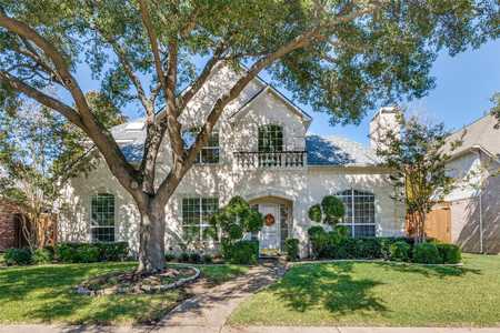 $859,000 - 4Br/4Ba -  for Sale in Stone Lake Estates - Sec 1, Plano