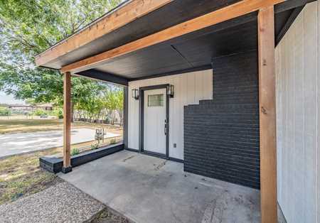 $294,500 - 4Br/2Ba -  for Sale in Fostepco Heights Add, Fort Worth