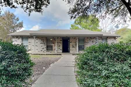 $368,000 - 3Br/2Ba -  for Sale in Park Forest Add 2, Plano