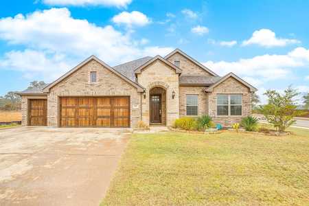 $459,900 - 4Br/2Ba -  for Sale in Oak Hills Ph 1, Burleson