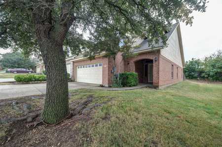 $299,000 - 2Br/3Ba -  for Sale in Greathouse Estates, Decatur