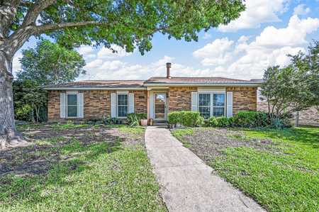 $349,000 - 3Br/2Ba -  for Sale in Apollo Estates, Garland