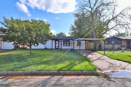 $149,000 - 3Br/1Ba -  for Sale in Green Acres, Abilene