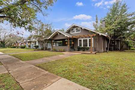 $359,900 - 4Br/3Ba -  for Sale in Original Cleburn, Cleburne