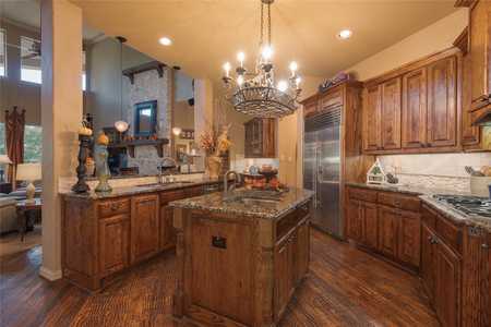 $1,200,000 - 5Br/5Ba -  for Sale in Twin Creeks Ph 4-d1, Allen