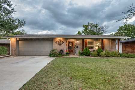 $415,000 - 3Br/2Ba -  for Sale in Highland Meadows, Dallas