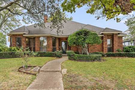 $545,000 - 4Br/3Ba -  for Sale in Oakwood Glen First Section, Plano