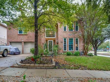 $395,000 - 4Br/3Ba -  for Sale in Park Glen Add, Fort Worth