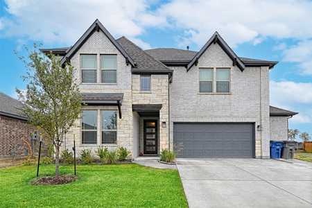 $545,000 - 4Br/4Ba -  for Sale in Bear Creek Classic 50, Lavon