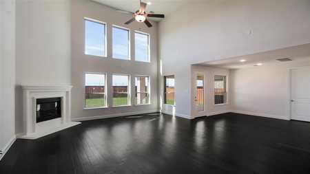 $712,657 - 5Br/5Ba -  for Sale in Northlake Estates, Little Elm