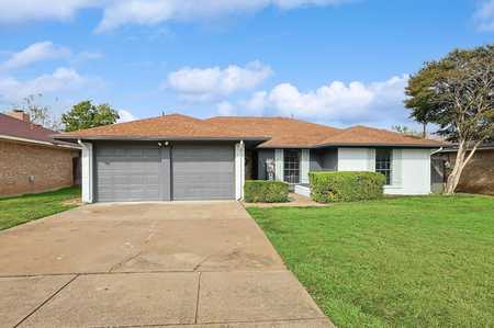 $295,000 - 4Br/2Ba -  for Sale in South Ridge Add, Fort Worth