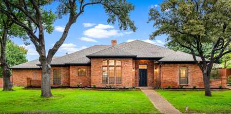 $720,000 - 4Br/3Ba -  for Sale in Highlands Sec 1, Dallas