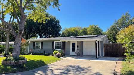 $465,000 - 4Br/3Ba -  for Sale in Farmersdell, Farmers Branch