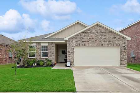 $330,000 - 4Br/2Ba -  for Sale in Willow Springs Addition, Fort Worth