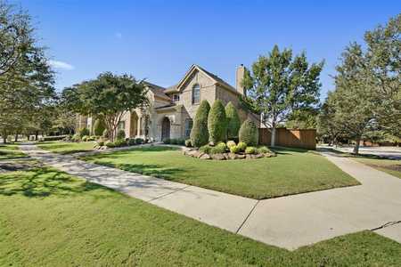 $804,900 - 4Br/3Ba -  for Sale in Winding Creek Estates, Frisco