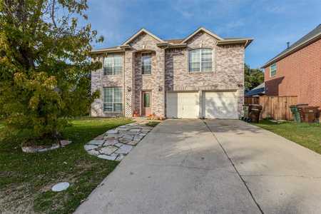 $439,000 - 4Br/3Ba -  for Sale in Thunderbird Estates, Plano