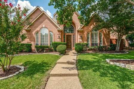 $619,900 - 4Br/3Ba -  for Sale in Westover Estates Ph One, Plano