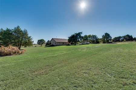 $669,000 - 3Br/2Ba -  for Sale in Lawrence Acres, Waxahachie