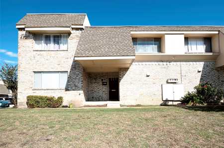 $256,000 - 3Br/3Ba -  for Sale in Richardson Life Style Twnhms, Richardson