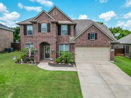 $569,500 - 4Br/3Ba -  for Sale in Timber Creek Ph I, Mckinney