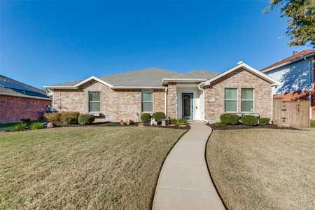 $399,500 - 3Br/2Ba -  for Sale in Cimarron Estates Ph I, Wylie