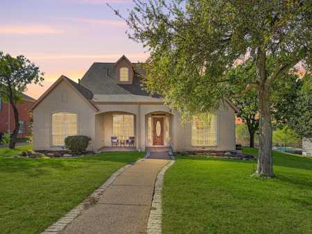 $650,000 - 5Br/5Ba -  for Sale in Lake Ridge Sec 10-2, Grand Prairie