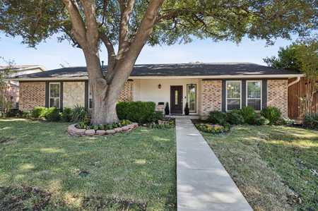 $500,000 - 4Br/2Ba -  for Sale in 544 Place Sec One, Plano