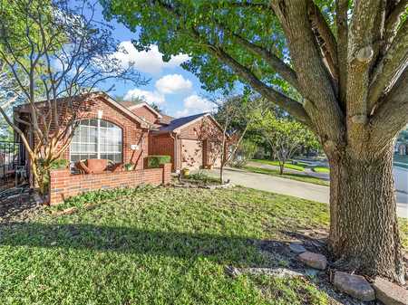 $369,900 - 3Br/2Ba -  for Sale in Coventry Point Ph 2, Mckinney