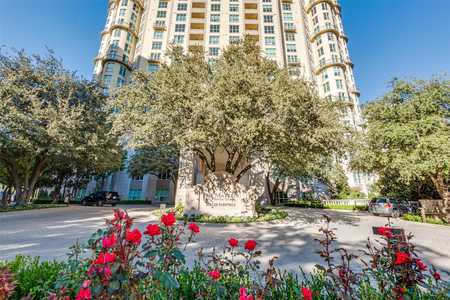 $499,000 - 1Br/1Ba -  for Sale in Mayfair Turtle Creek Condo, Dallas