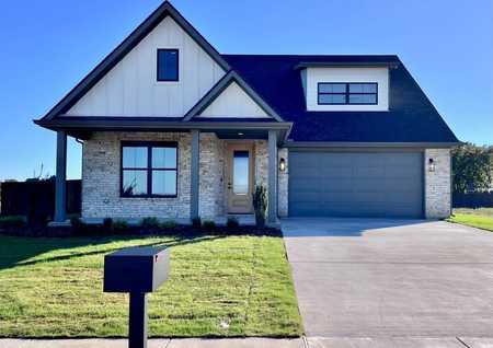 $499,900 - 4Br/3Ba -  for Sale in Fountain Creek Estates, Pottsboro