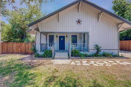 $349,900 - 3Br/3Ba -  for Sale in Terrell Add, Farmersville