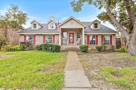 $435,000 - 3Br/3Ba -  for Sale in Valley Vista 1, Lewisville