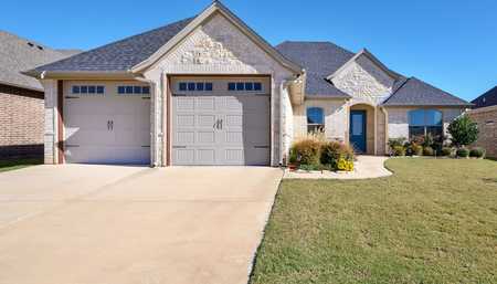 $475,000 - 3Br/2Ba -  for Sale in Abes Landing Ph 5a-1, Granbury