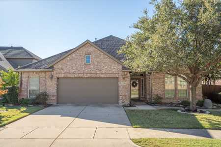 $500,000 - 4Br/3Ba -  for Sale in The Preserve At Pecan Creek Se, Denton