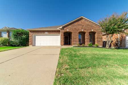 $384,900 - 3Br/2Ba -  for Sale in Mc Pherson Ranch, Fort Worth