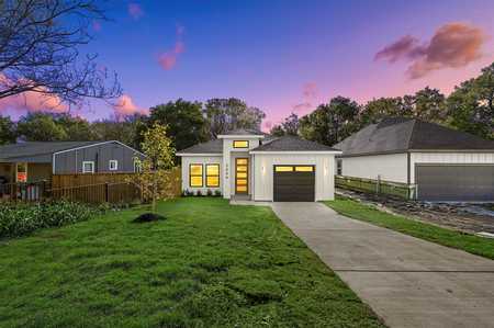 $309,999 - 3Br/2Ba -  for Sale in Alameda Heights, Dallas