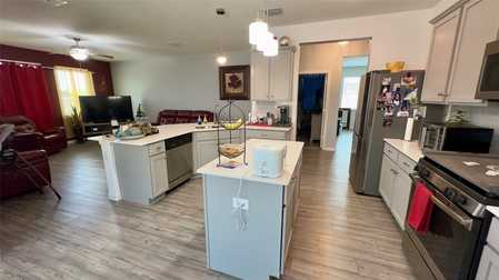 $320,000 - 4Br/2Ba -  for Sale in Woodcreek, Fate