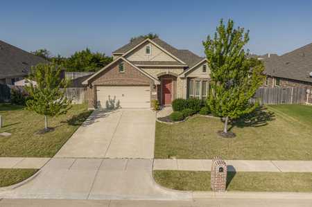 $425,000 - 4Br/3Ba -  for Sale in The Rosebud Sec 4, Midlothian